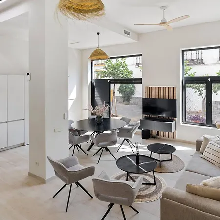 Apartment Perfect Getaway Steps From The And Old Town Estepona
