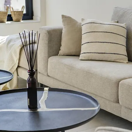 Perfect Getaway Steps From The And Old Town