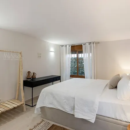 Perfect Getaway Steps From The And Old Town 公寓 *