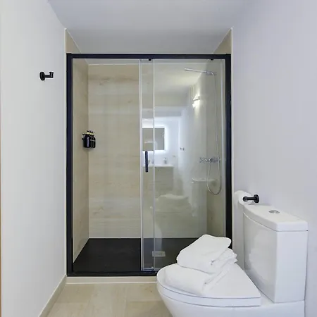 Perfect Getaway Steps From The And Old Town Appartement