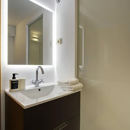 Perfect Getaway Steps From The And Old Town
