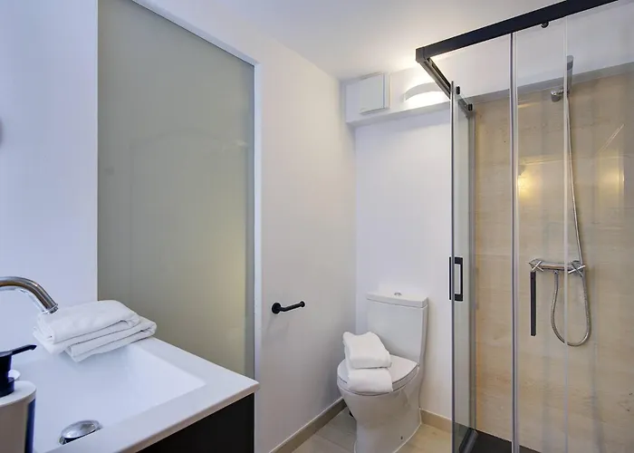 Perfect Getaway Steps From The And Old Town Estepona