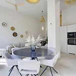 Perfect Getaway Steps From The And Old Town Estepona