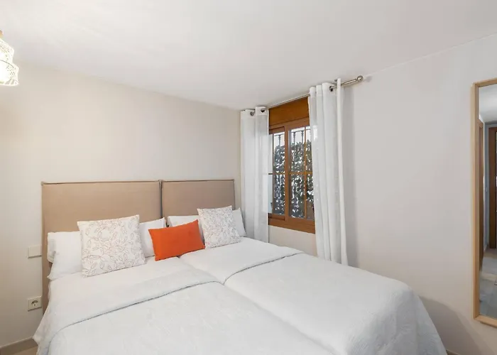 Apartment Perfect Getaway Steps From The And Old Town *